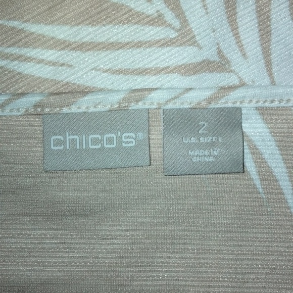 NWOT Chico's Top Size 2 - Picture 5 of 6